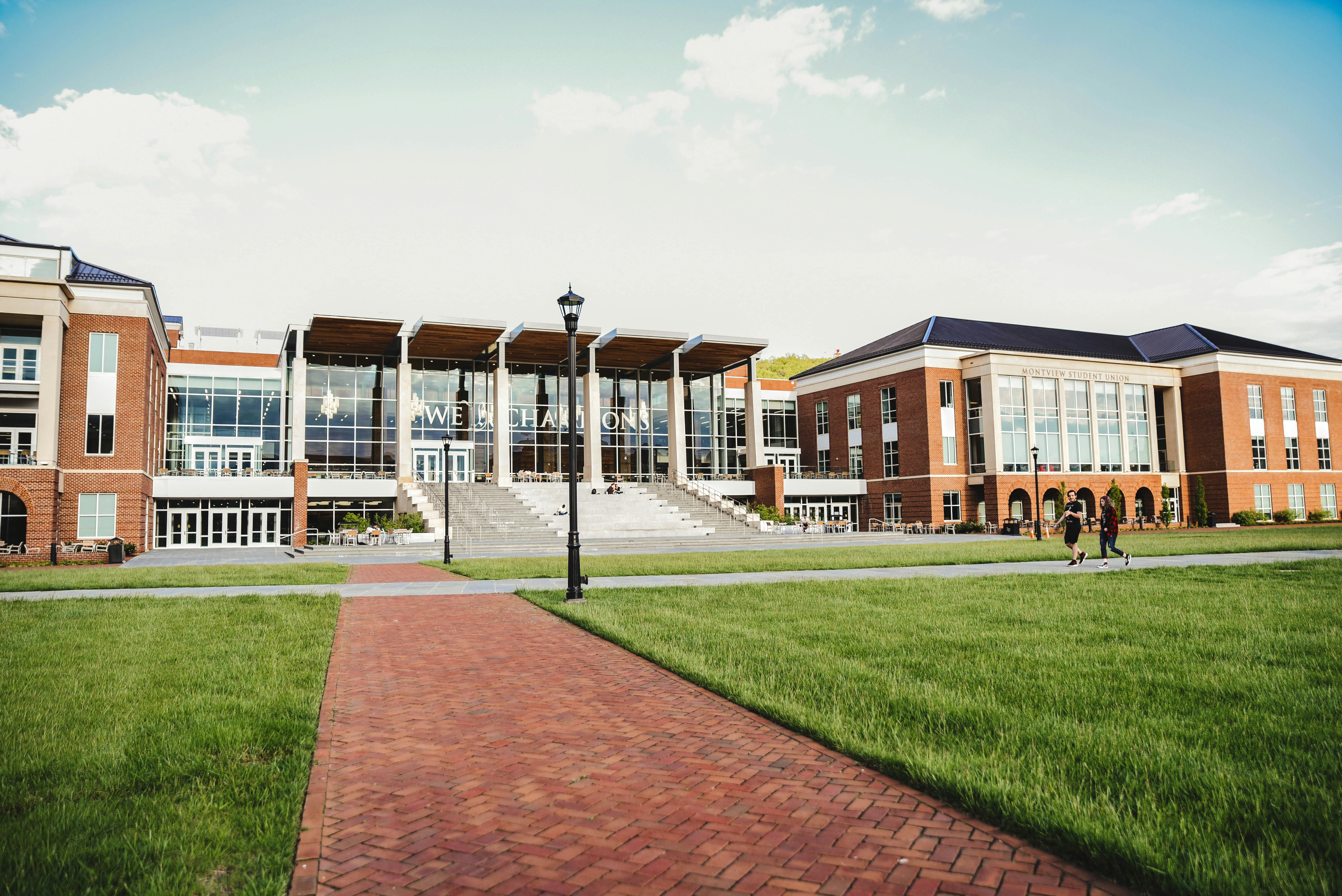 Quaker Lane Cooperative Nursery School gallery image